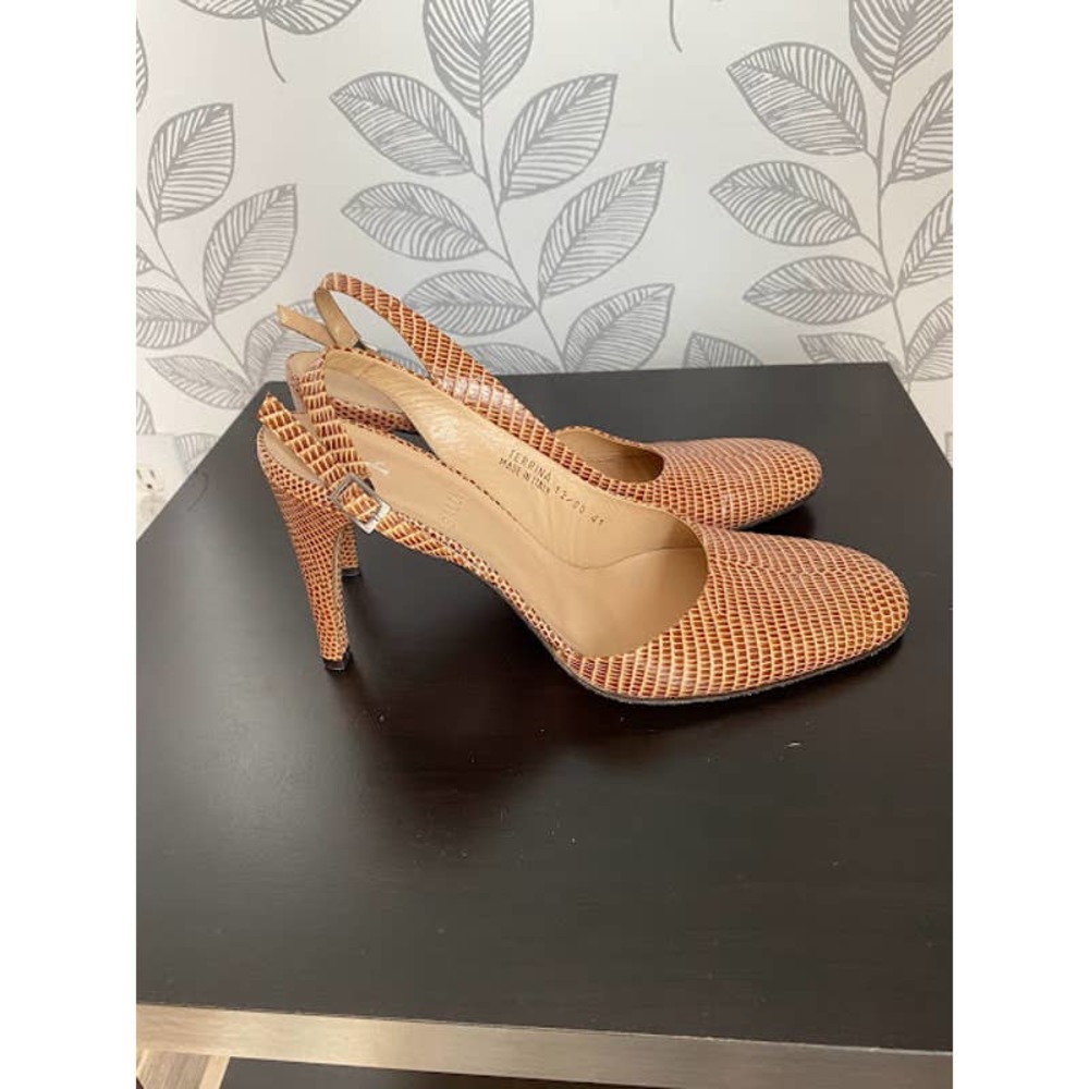 Bally Marigold Croc Skin Stiletto, Size 10 1/2